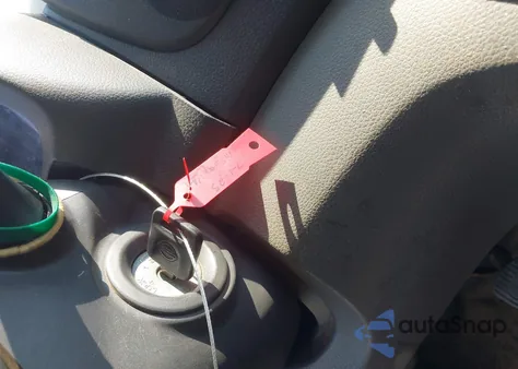 2015 Nissan Nv200 S из США, поврежденный, VIN 3N6CM0KN3FK734902